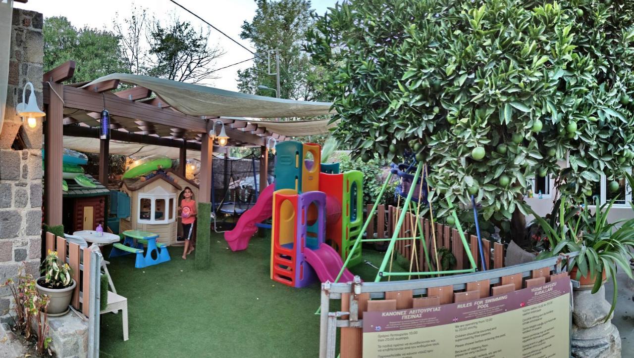 加拉基奥阿斯特里伊酒店 Loutrópolis Thermís 外观 照片